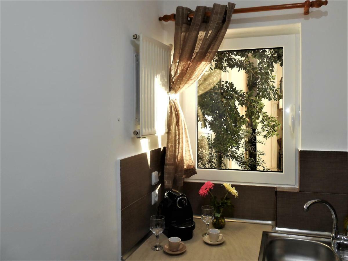 Marras Apartment Athens Exterior photo